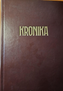 Kronika A-4 szyta pionowa L papier biały 100